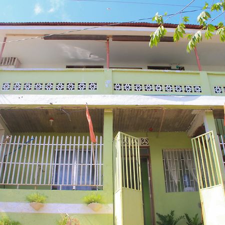 Casaoro Homestay Puerto Princesa Екстериор снимка