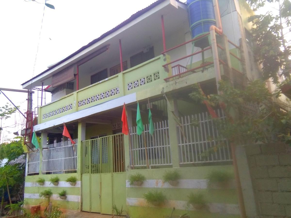 Casaoro Homestay Puerto Princesa Екстериор снимка