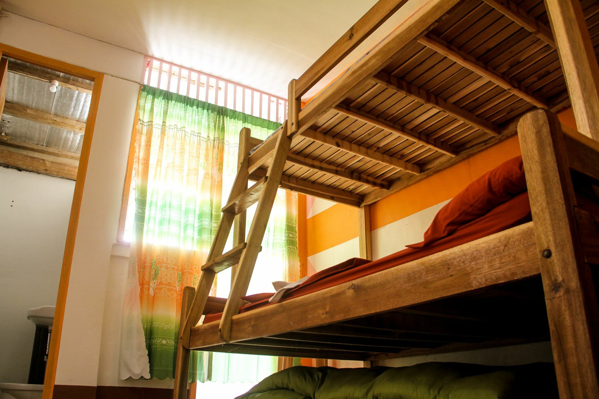 Casaoro Homestay Puerto Princesa Екстериор снимка